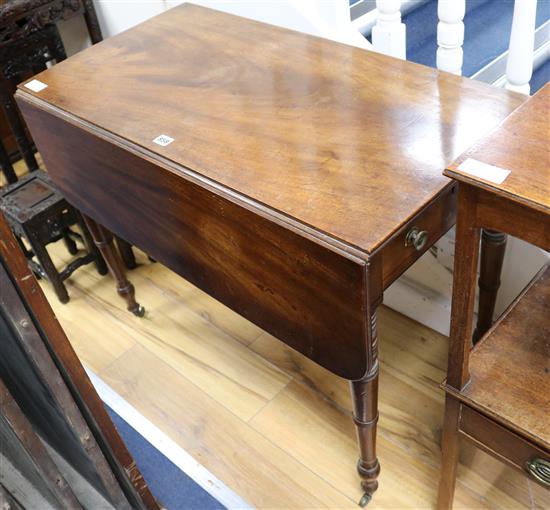 A Regency mahogany Pembroke table, 88cm